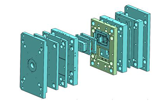 CAD/CAEを用いた金型設計の様子